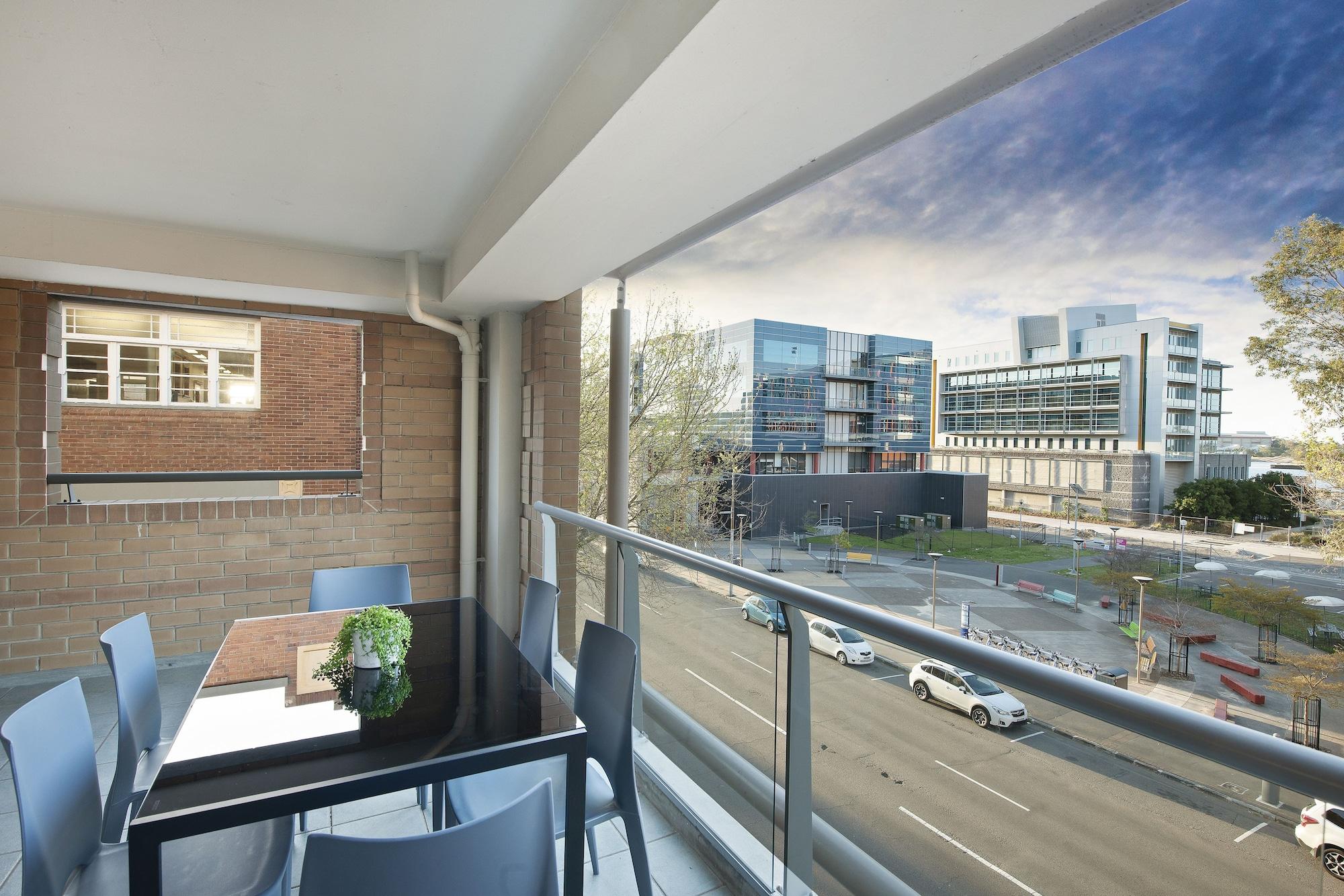 Quest Newcastle Aparthotel Exterior photo