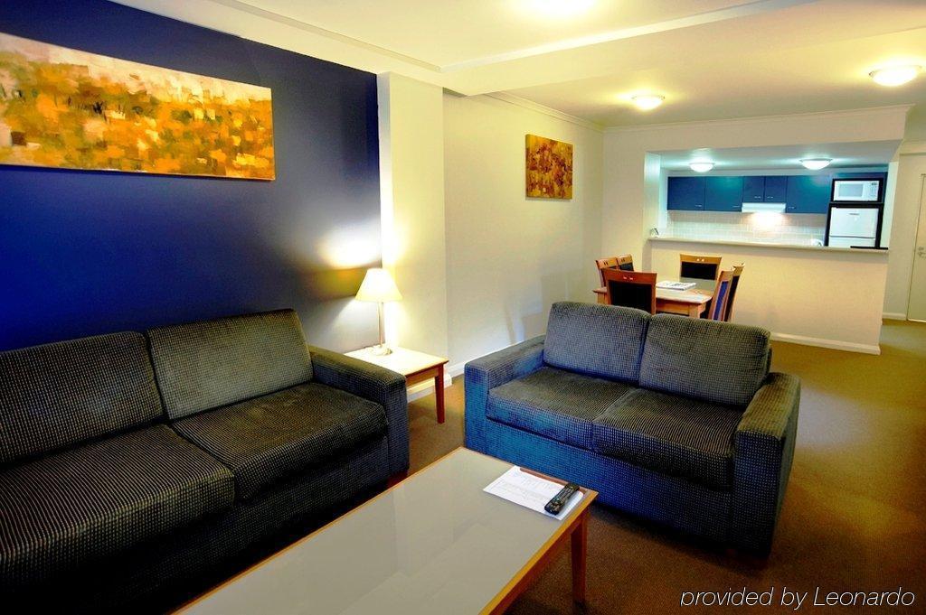 Quest Newcastle Aparthotel Interior photo