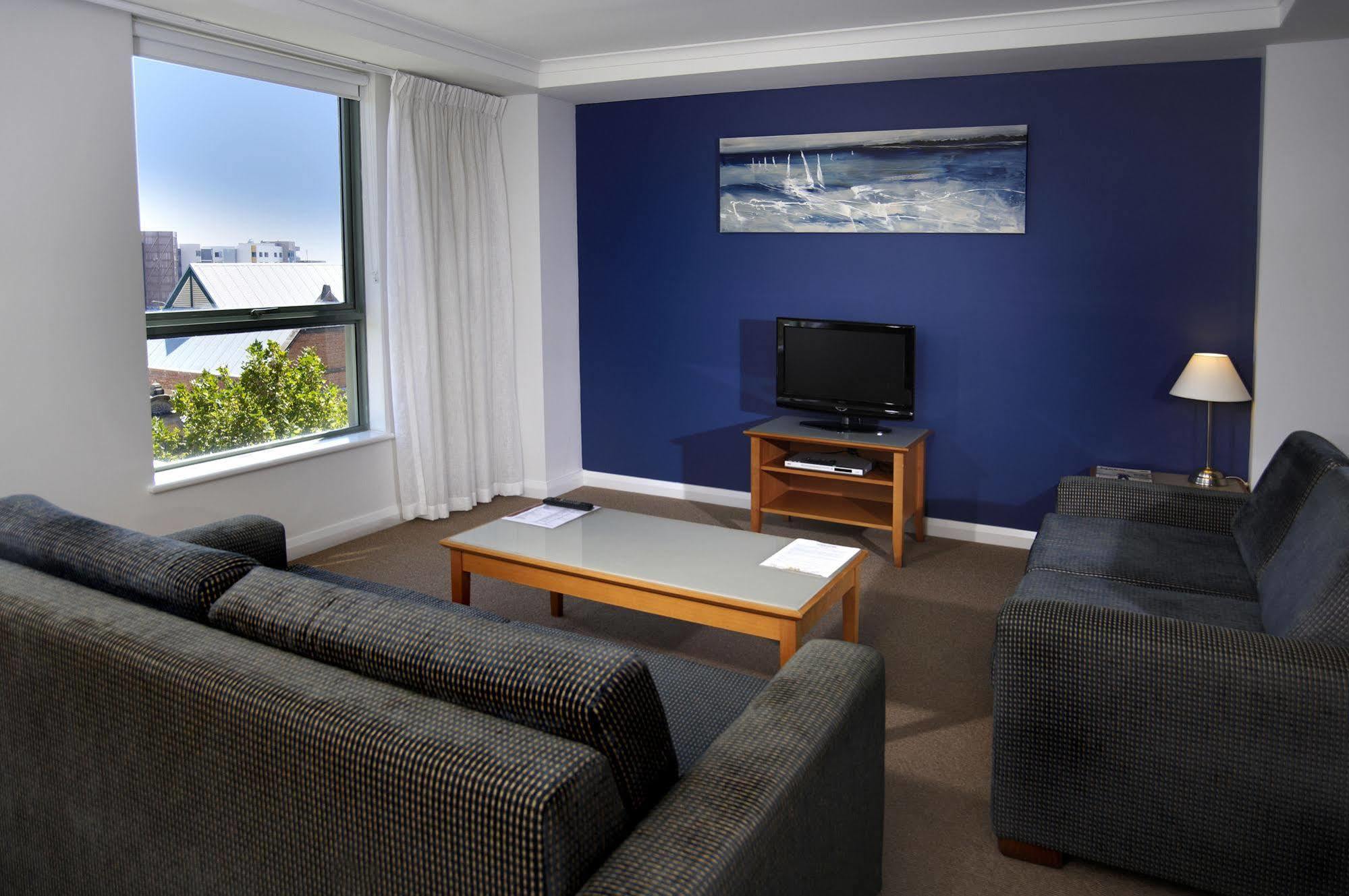 Quest Newcastle Aparthotel Room photo